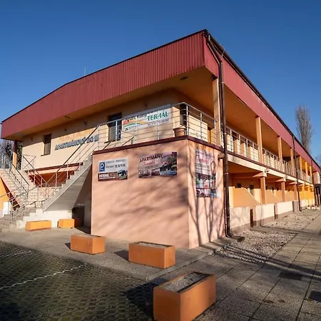 útulný Niki V Srdci Kúpeľov Patince